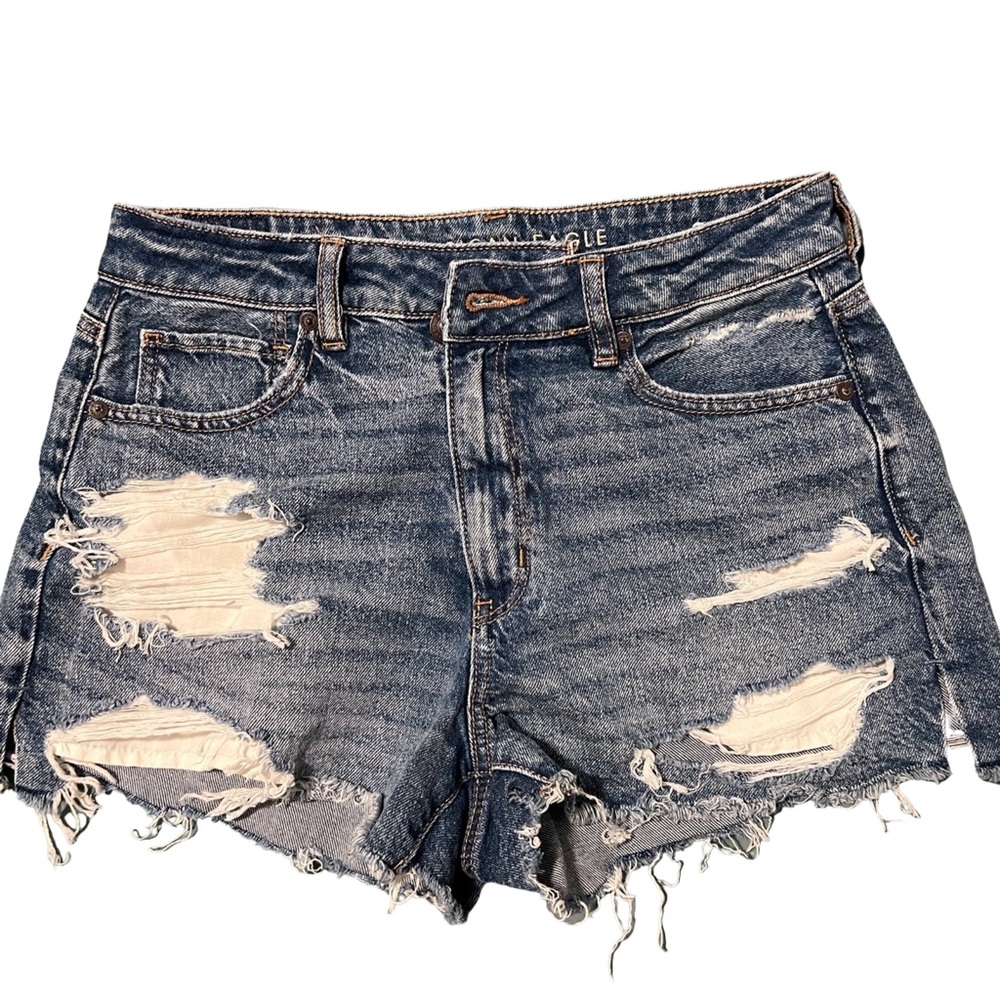 AE shorts , never worn size 6